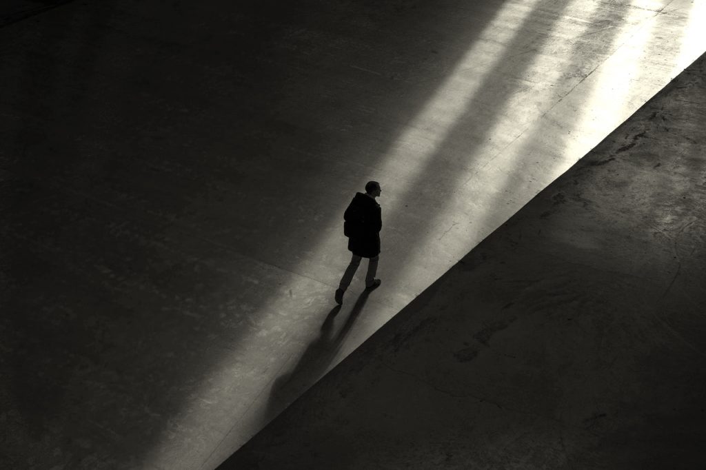 el silencio en la búsqueda de empleo